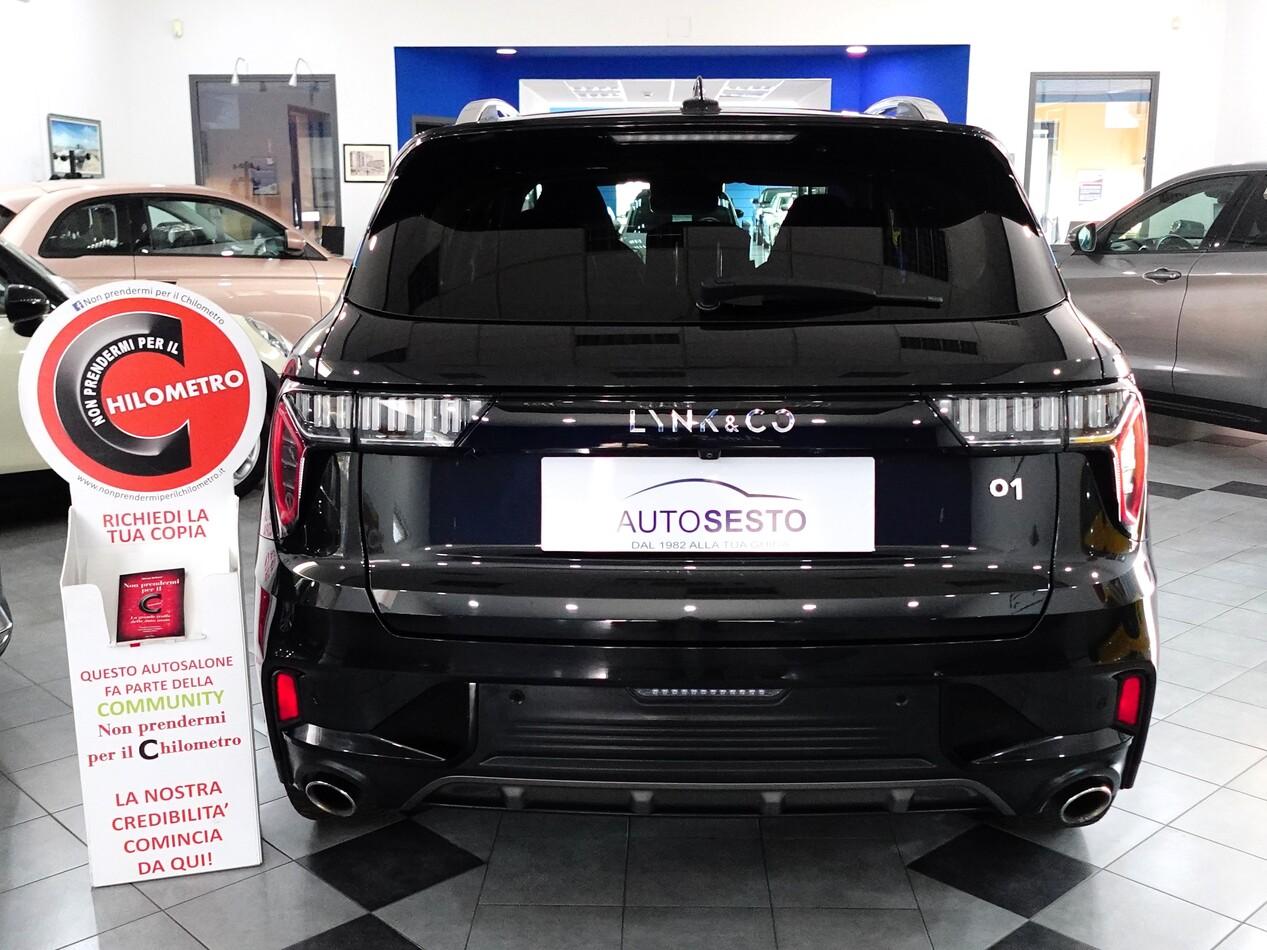 Lynk and Co 01 1.5 BZ 261 CV PHEV 01