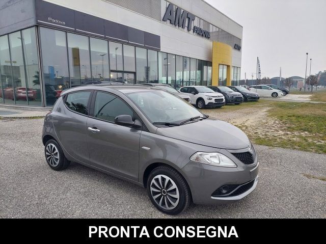 LANCIA Ypsilon 1.2 69 CV 5 porte Gold