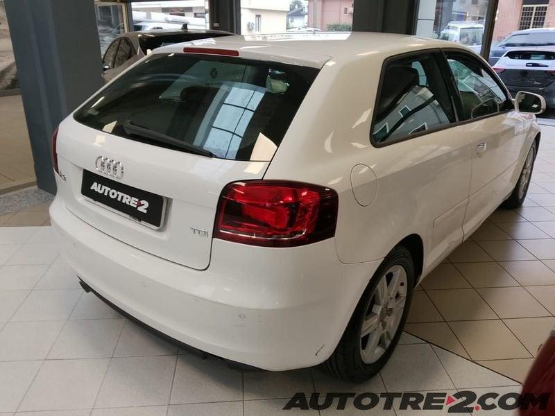 Audi A3 A3 1.6 tdi Attraction 90cv