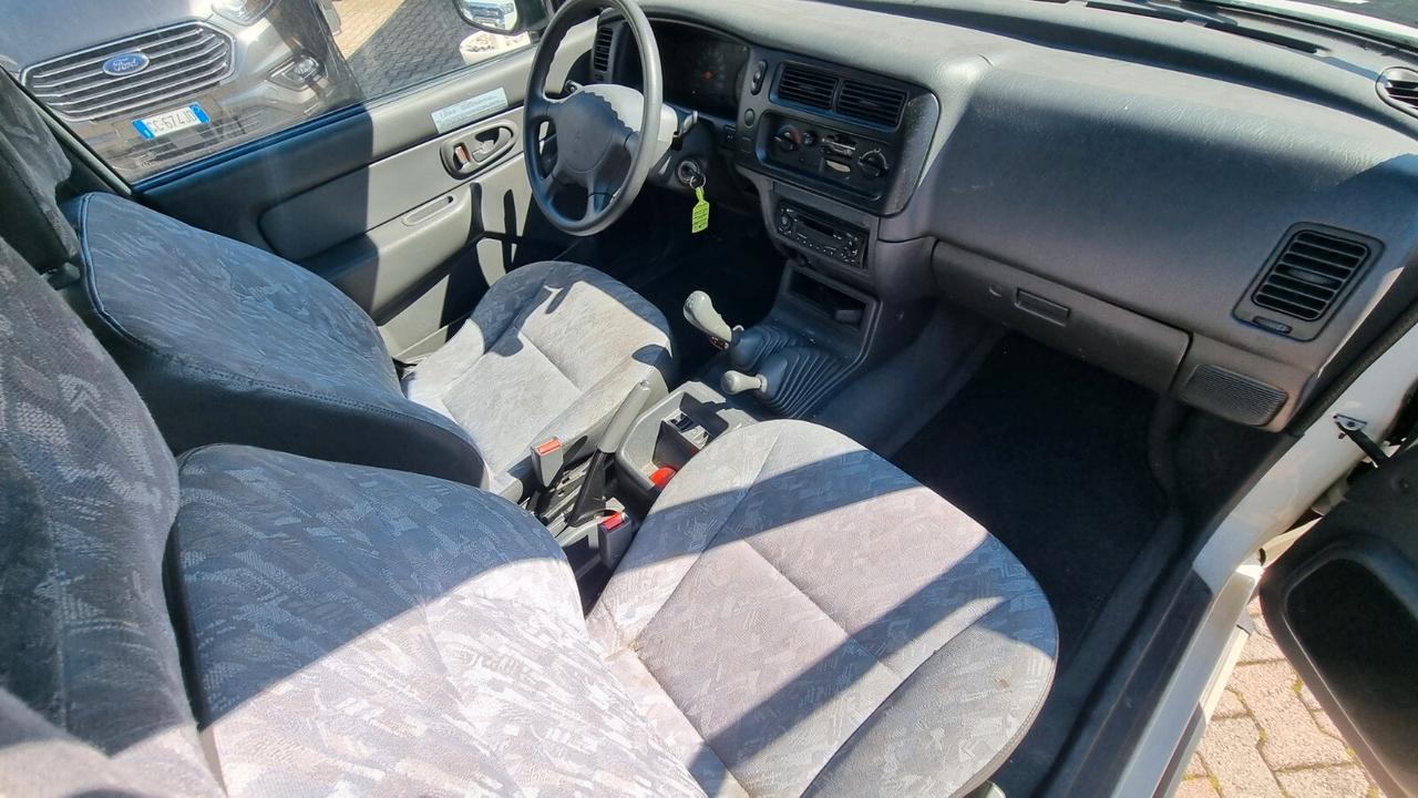 Mitsubishi L200 2.5TDI 4WD Cassone LUNGO