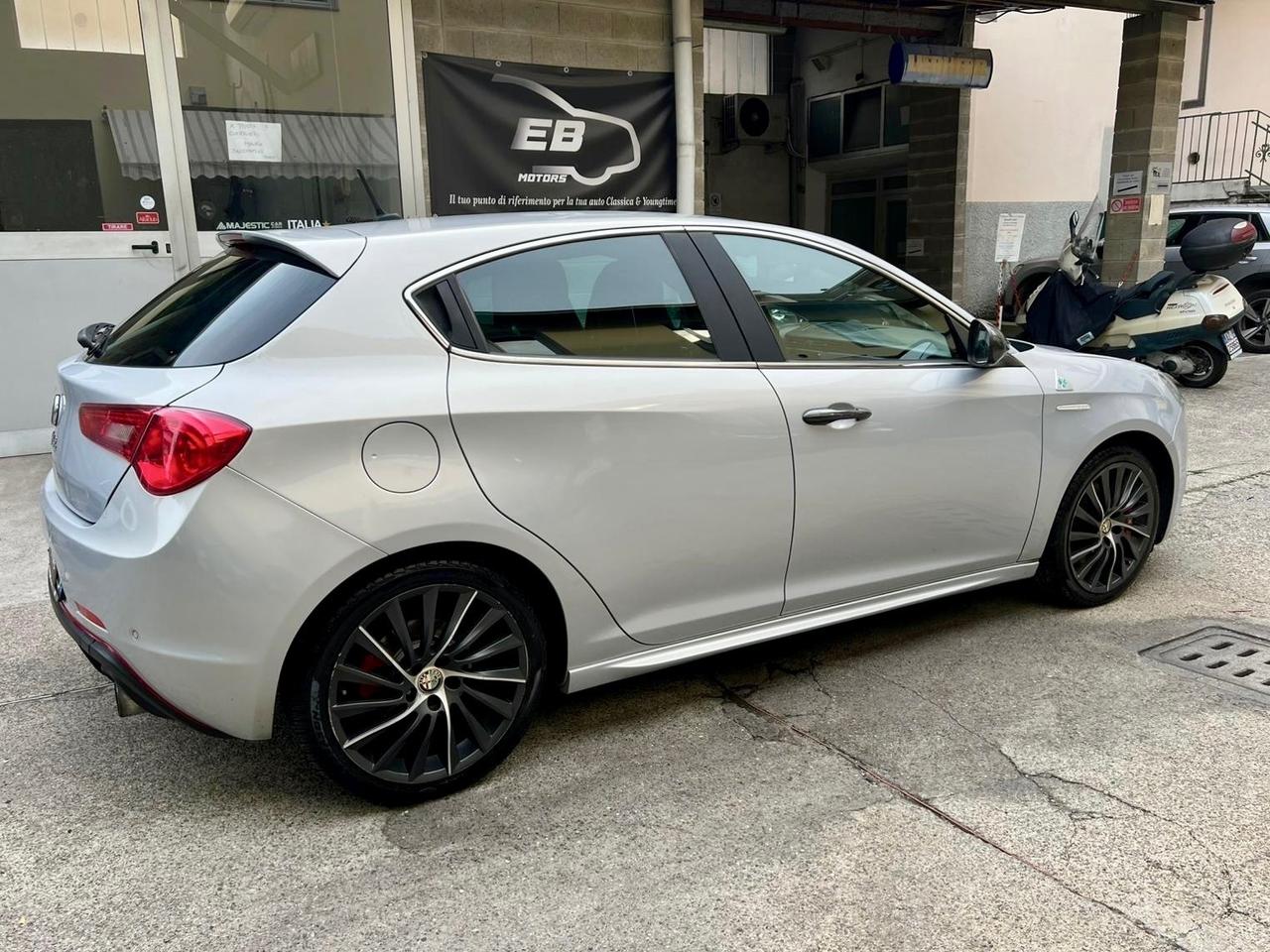 Alfa Romeo Giulietta TBI Quadrifoglio Verde TCT