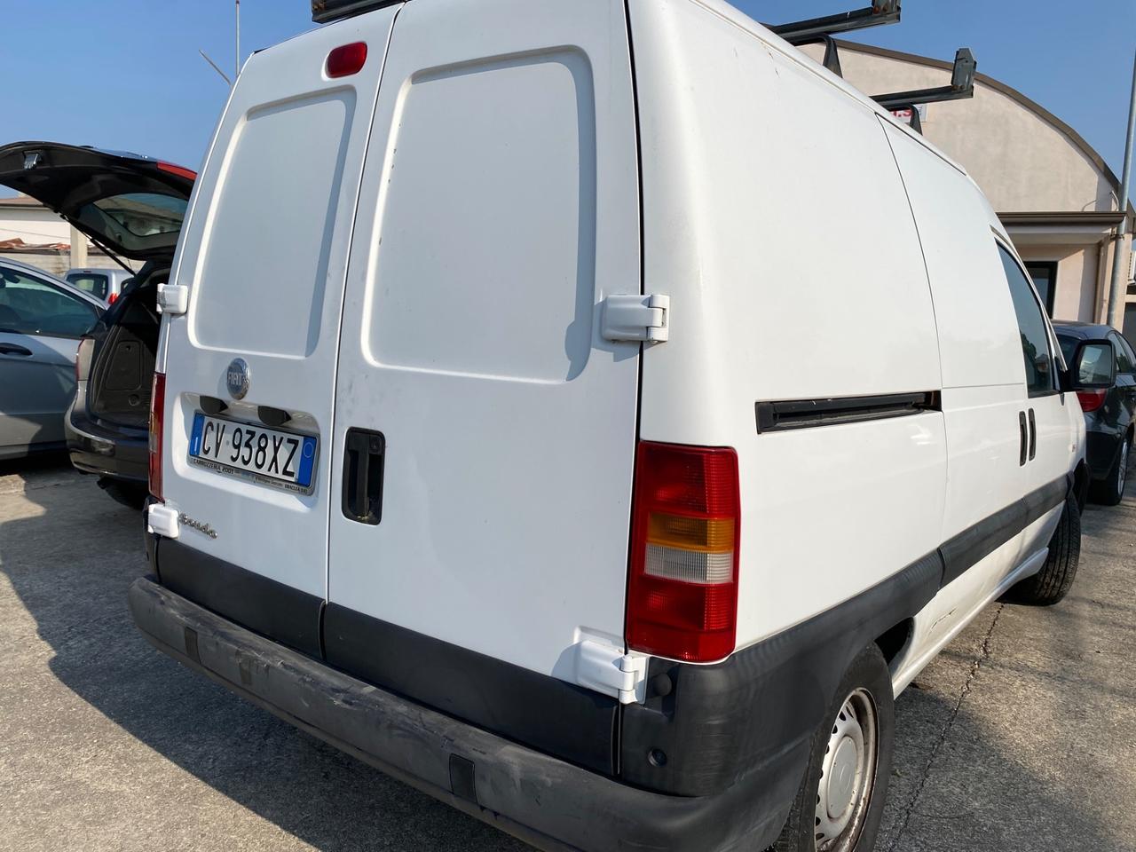 Fiat Scudo 1.9D cambio manuale con aria condizionata