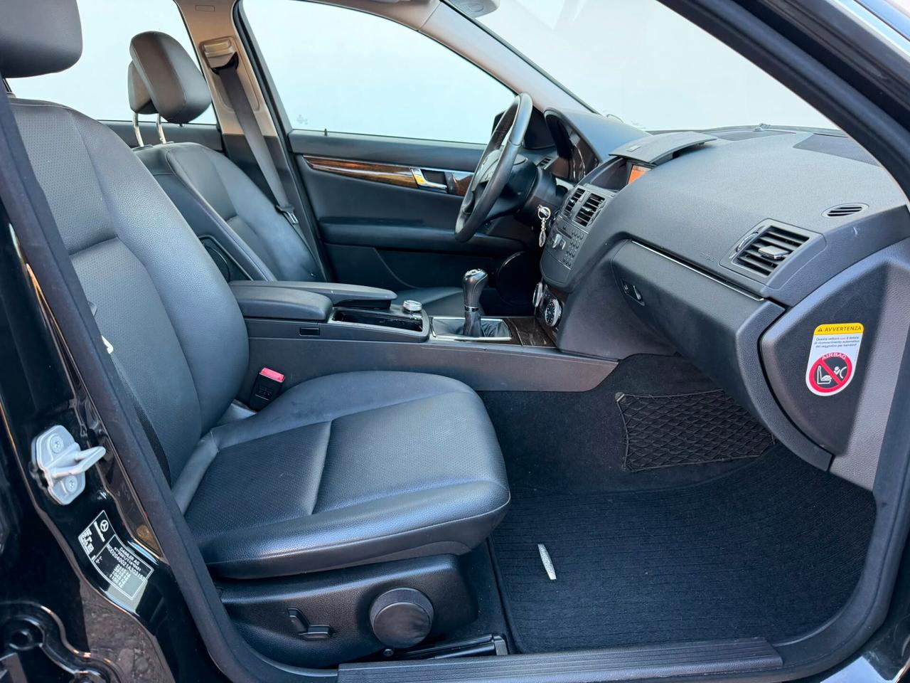 Mercedes-benz C 220 CDI Elegance SOLO 83000KM