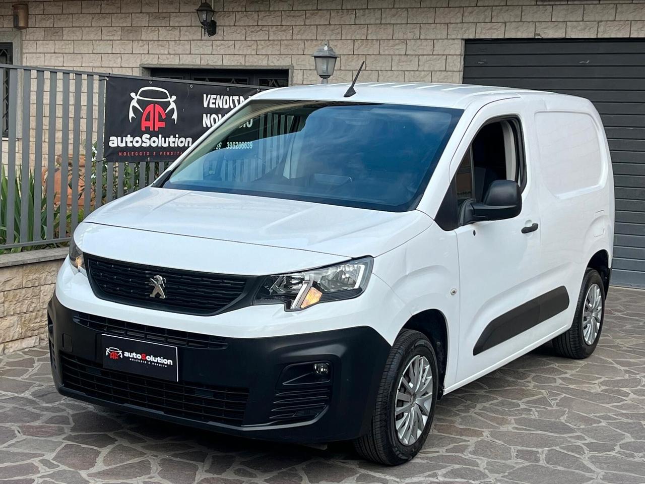Peugeot Partner 1.5 Motore Nuovo Full optional Prezzo Finito