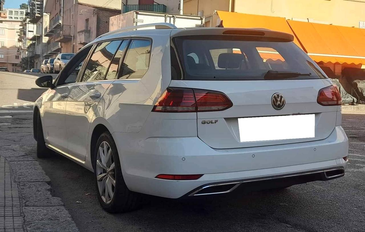 Volkswagen Golf Variant 1.6 TDI 115CV Executive (Finanziabile)