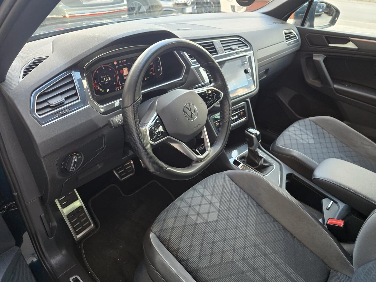 Volkswagen Tiguan 2.0 TDI 150 CV SCR DSG R-Line