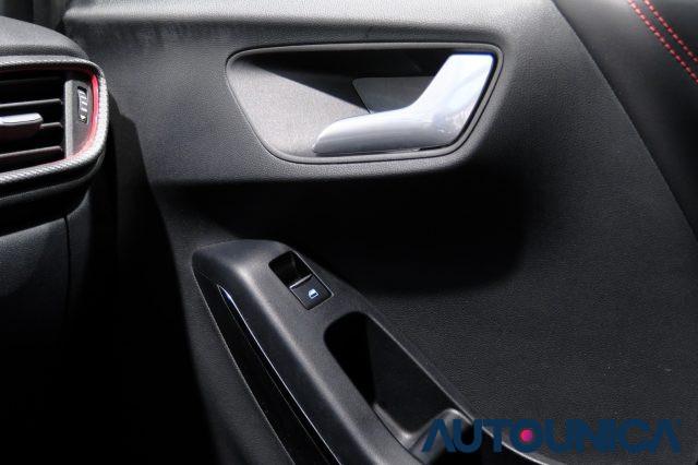 FORD Puma 1.0 ECOBOOST HYBRID S&S ST-LINE X AUTOMATICA