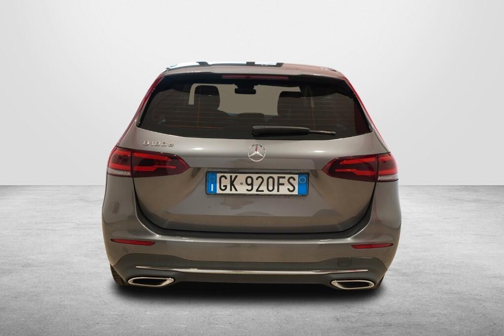 MERCEDES-BENZ B 180D 115CV AUTOMATIC SPORT PLUS ( FARI LED - PELLE - CRUISE - CLIMA BIZONA - MIRROR - TELECAMERA POST. - CERCHI 17 )