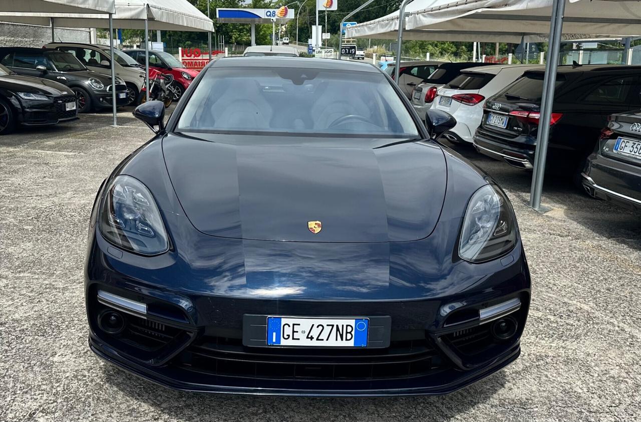 Porsche Panamera 4.0 Turbo