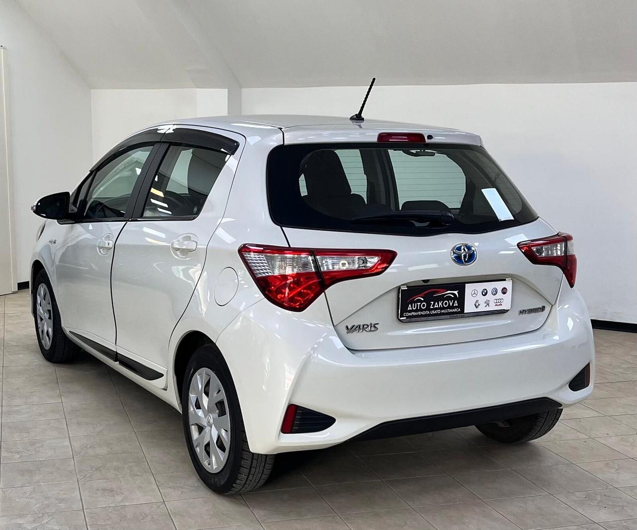 Toyota Yaris 1.5 Hybrid 5 porte Cool