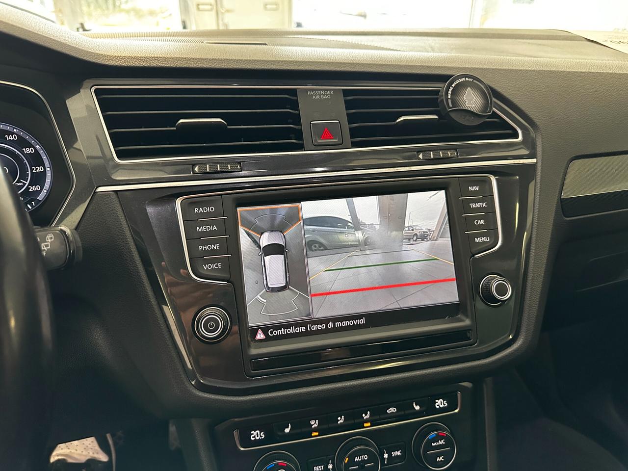 Volkswagen Tiguan 2.0 TDI SCR DSG 4MOTION Executive BMT