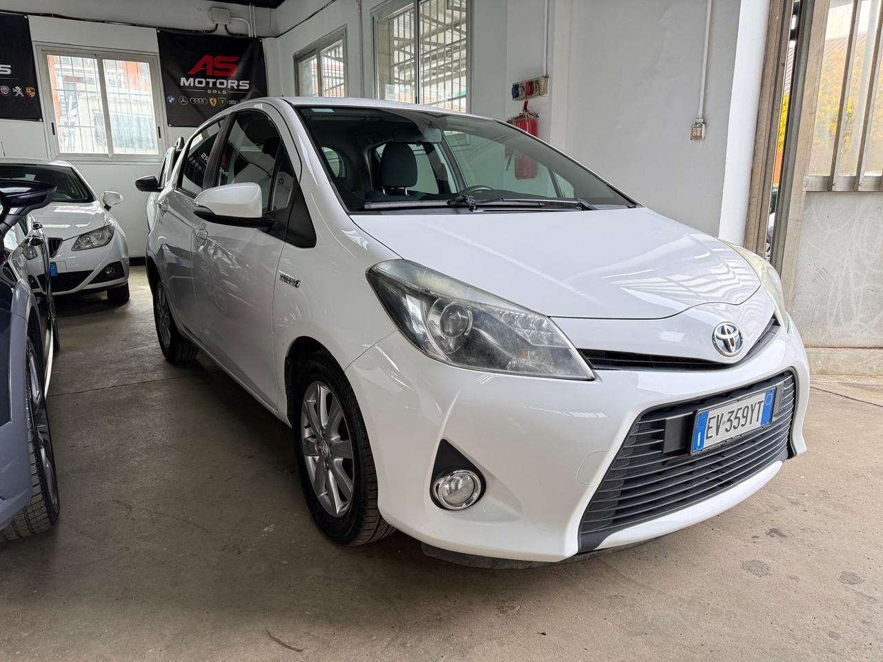 Toyota Yaris 1.5 Hybrid 5 porte Lounge Più