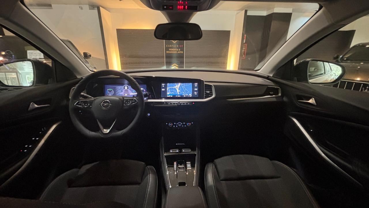OPEL GRANDLAND 1.2 HYBRID 136CV