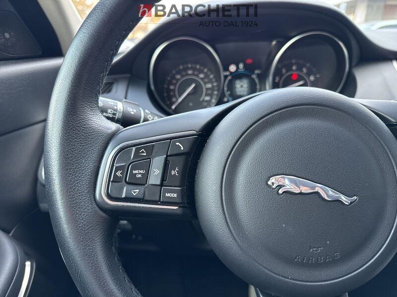 Jaguar E-Pace (X540) 2.0 AWD AUT. R-DYNAMIC S