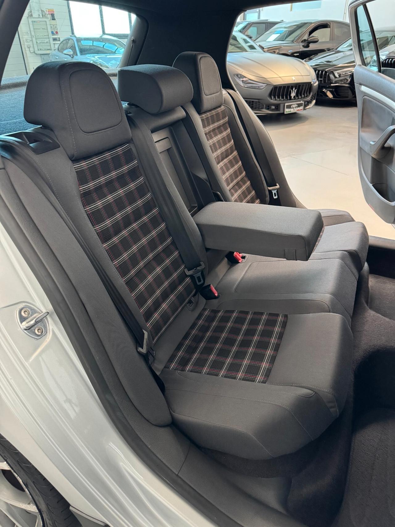 Volkswagen Golf GTI TFSI 2.0cc 200cv Clima bi-zona + Impianto GPL
