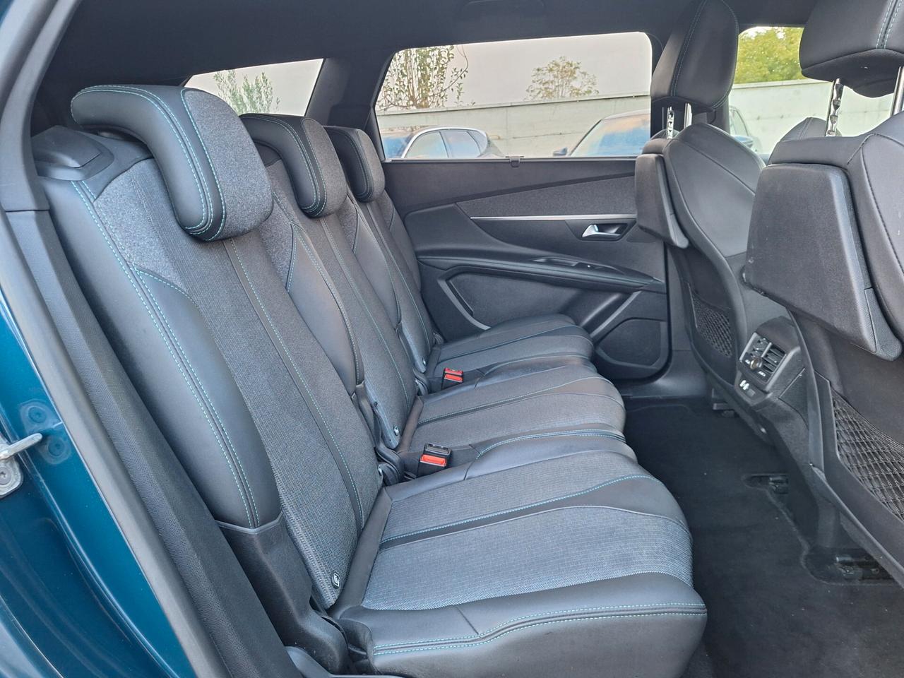 Peugeot 5008 BlueHDi 130 S&S EAT8 Allure Pack Nav+Retrocam