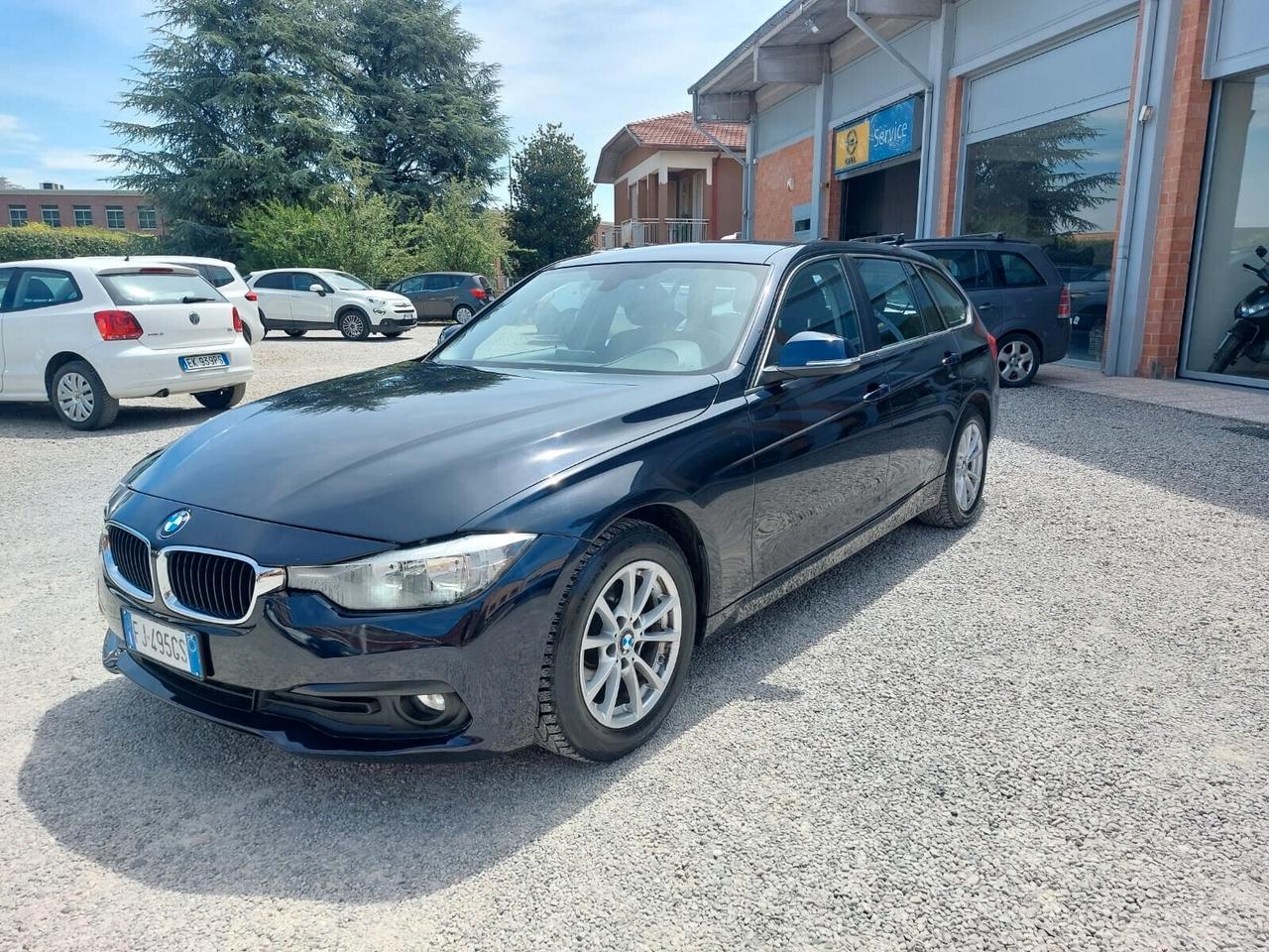 Bmw 318 318d Touring AUTOMATICOA BUSINESS TENUTA PERFETTAMENTE