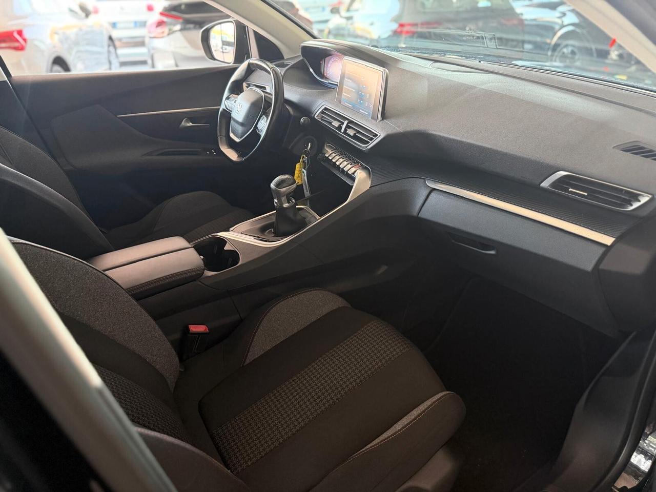 Peugeot 3008 BlueHDi 130 S&S Allure