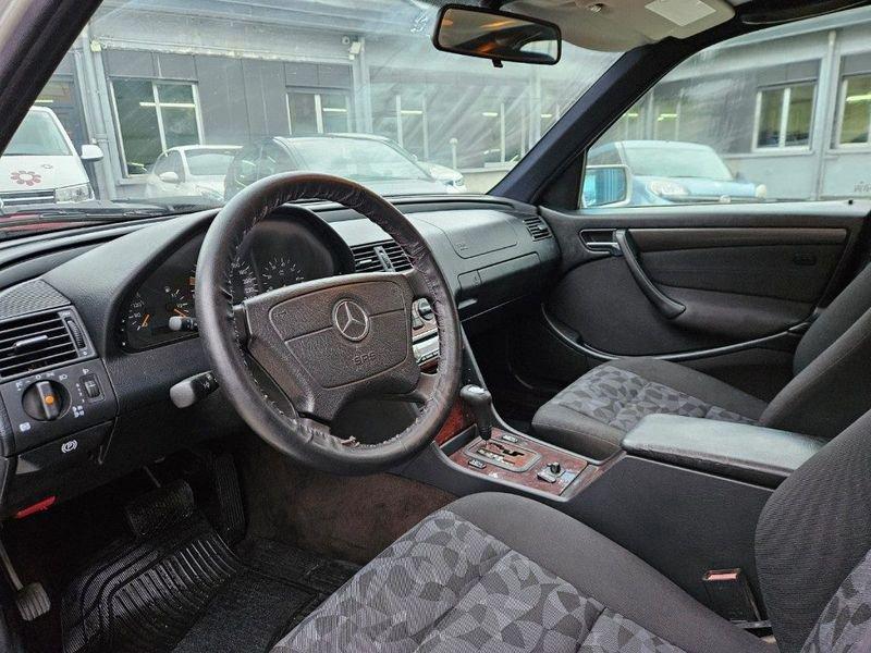 Mercedes-Benz Classe C C 180 cat Classic