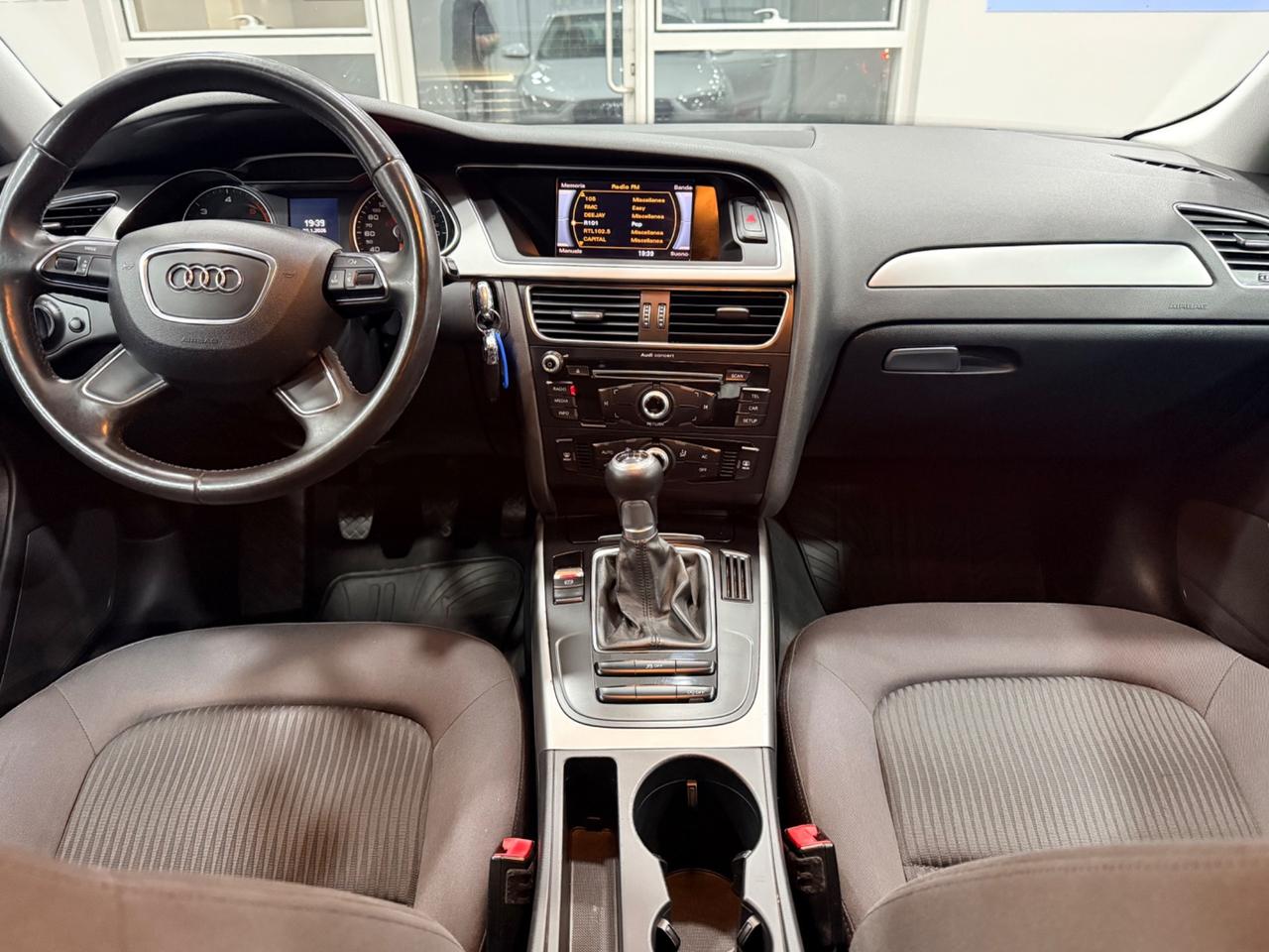 Audi A4 Avant 2.0 TDI 143CV BUSINESS PLUS