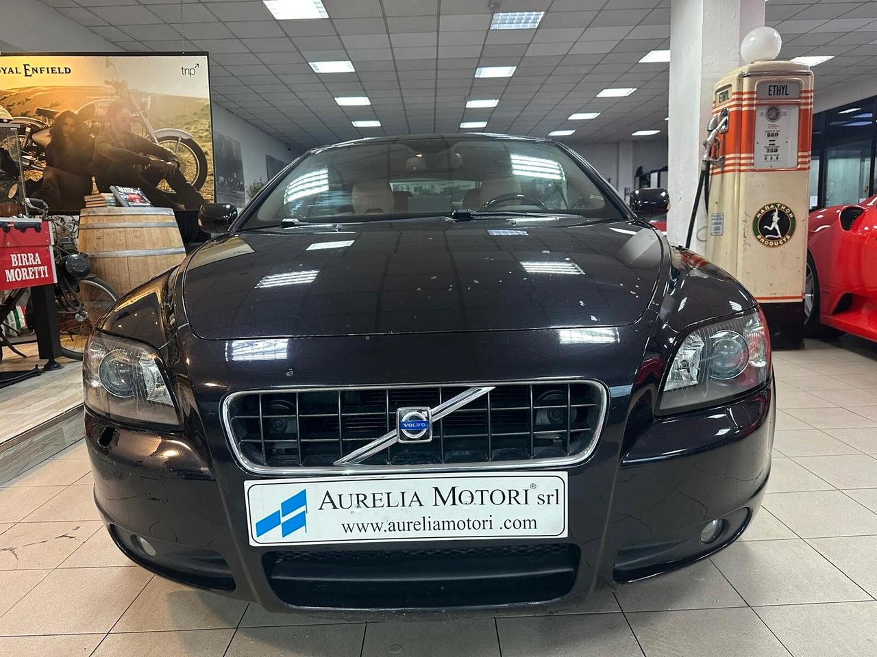 Volvo C70 2.4 D5 20V aut. Momentum TENUTA BENISSIMO