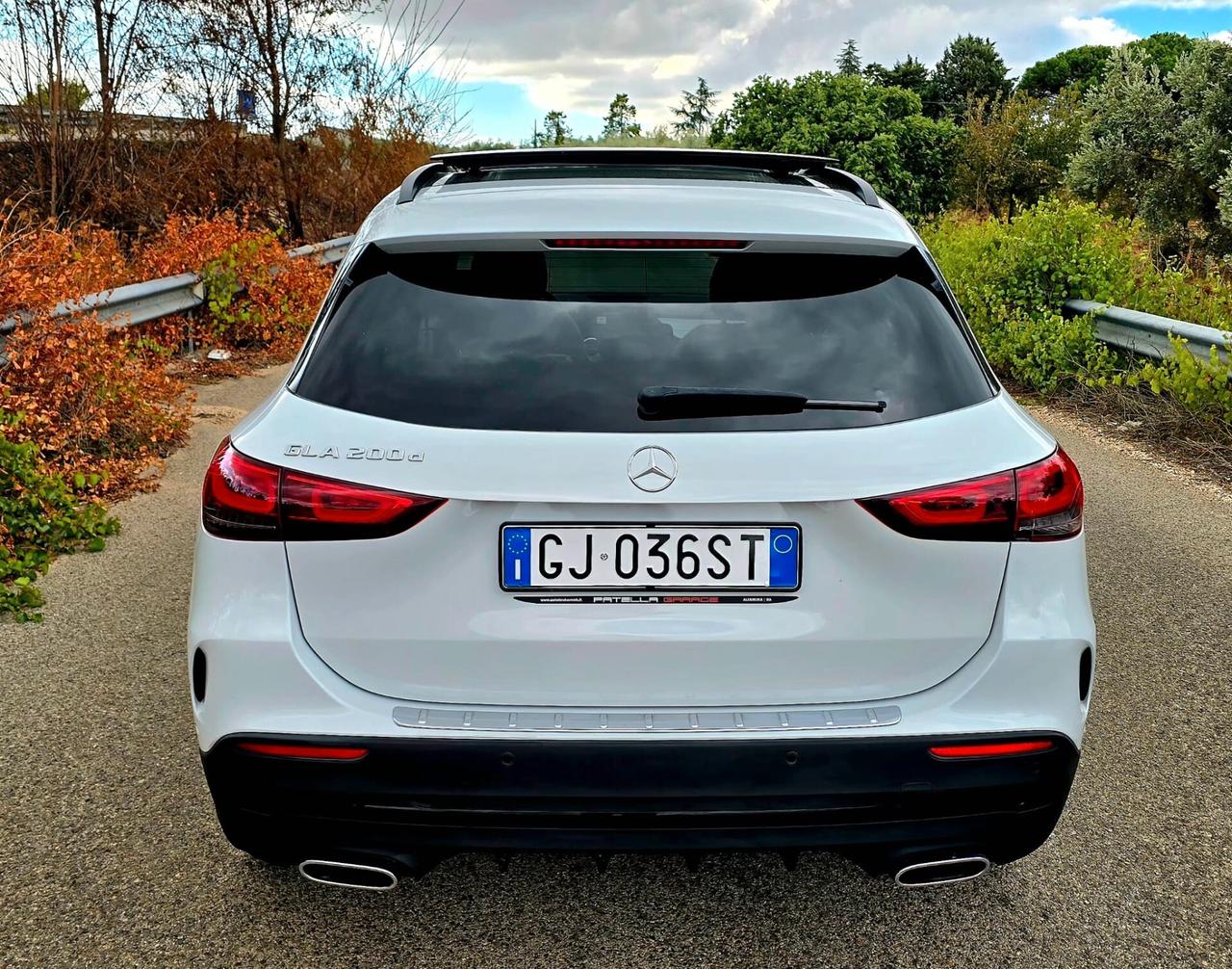 MERCEDES GLA 200d PREMIUM PLUS AMG FANTASTICA