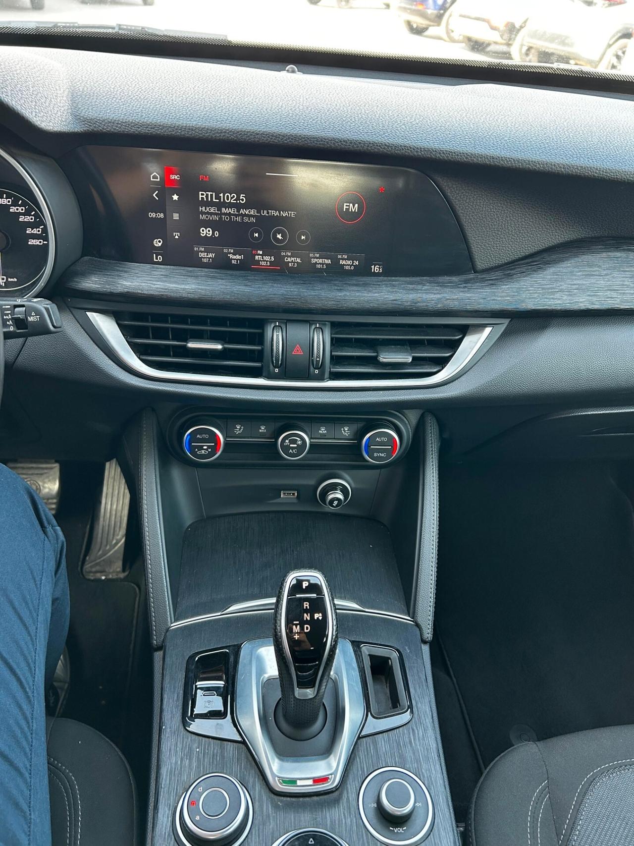 Alfa Romeo Stelvio 2.2 Turbodiesel 160 CV AT8 RWD Super