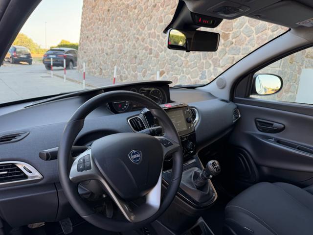 LANCIA Ypsilon GOLD+NAVI CARPLAY+SENSORI+LED