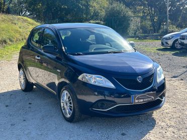 Lancia Ypsilon 1.2 69 CV 5 porte GPL Ecochic Silver neopatentati