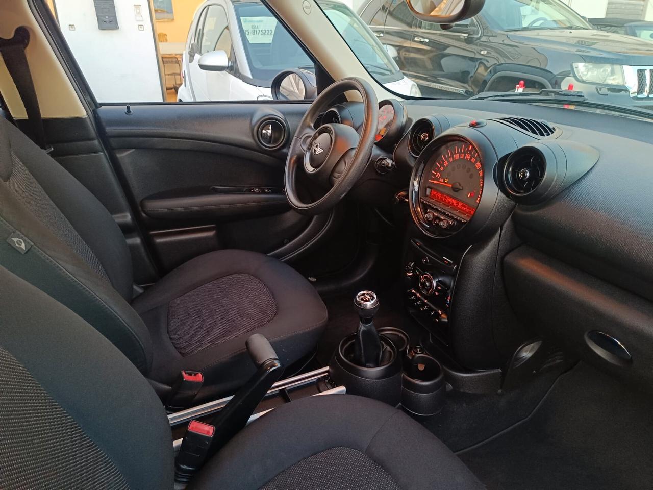 Mini Cooper D Countryman 1.6 2015 solo 129.000 Km.