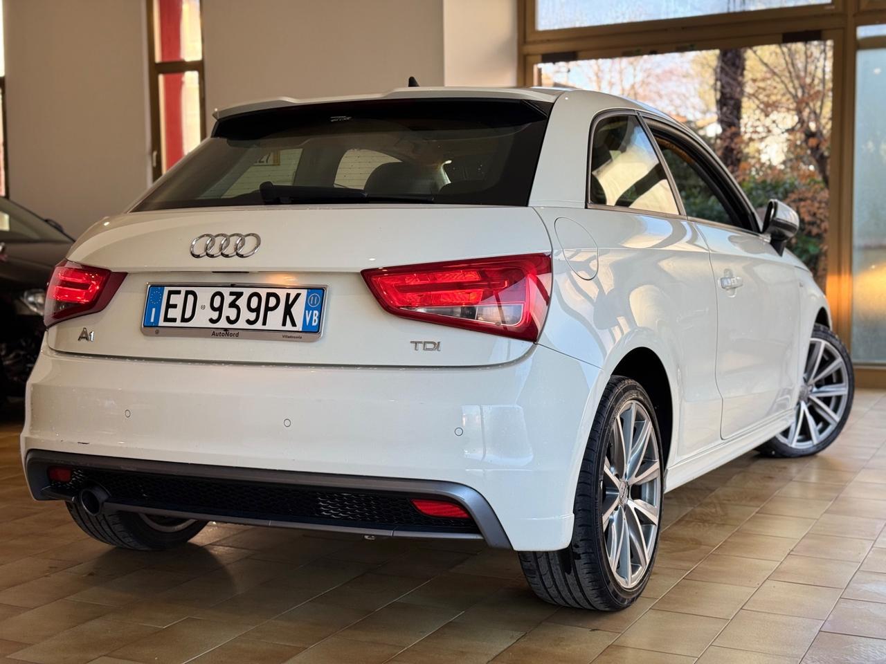 Audi A1 1.6 TDI 105 CV Attraction sline