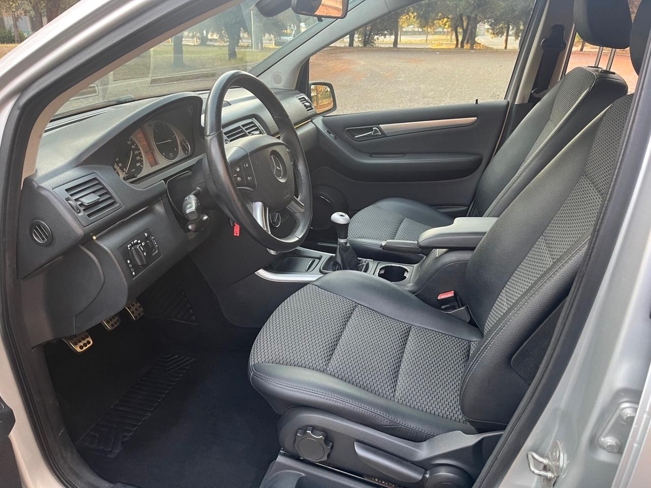 Mercedes Benz Classe B 180 CDI Sport