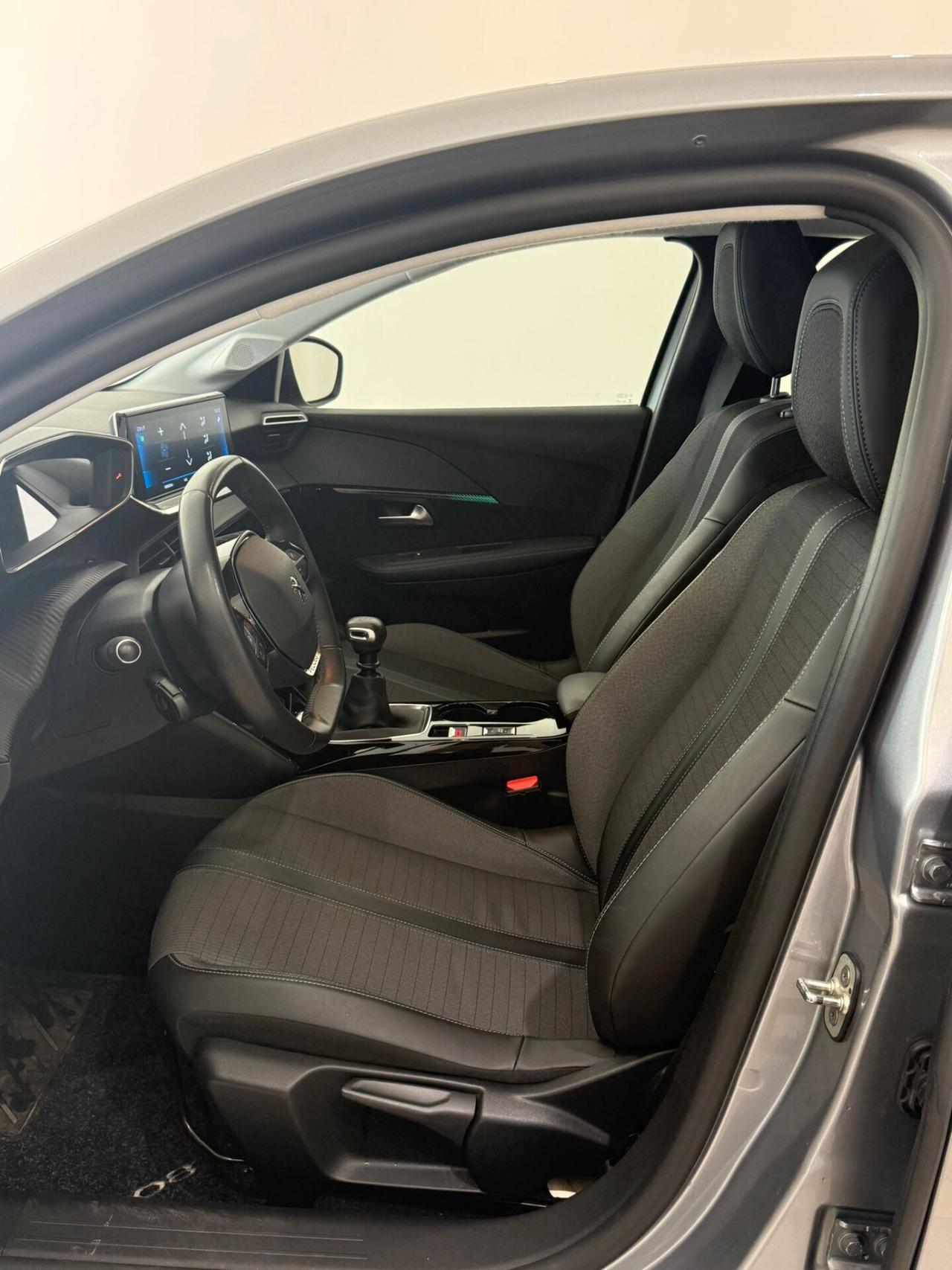 Peugeot 208 1.5 DIESEL 100CV 60.000KM 2020
