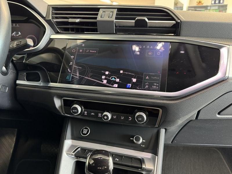 Audi Q3 Q3 35 TDI S tronic Business Advanced