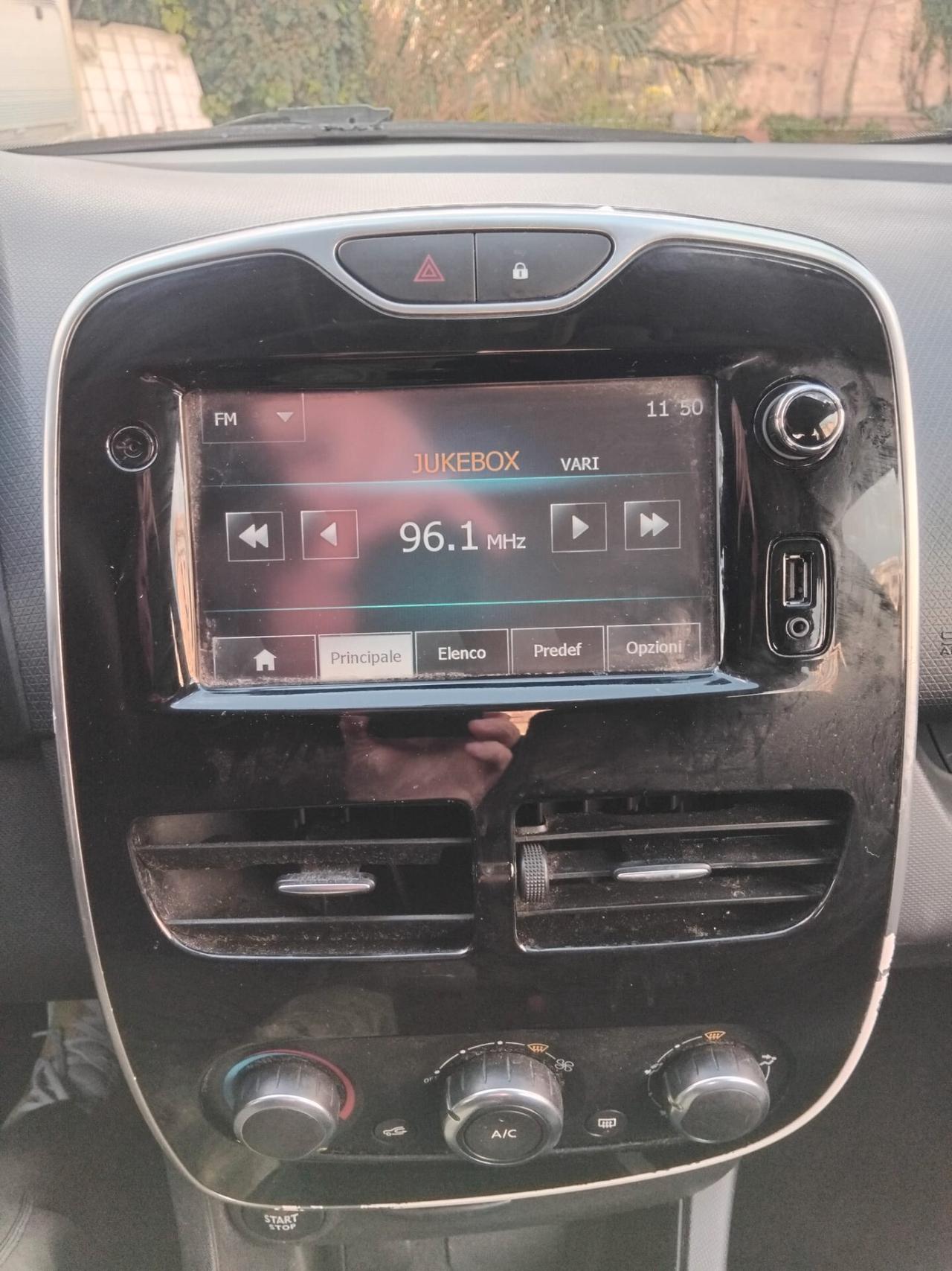 RENAULT CLIO 1.5 DCI 2015 ACCETTO PERMUTA