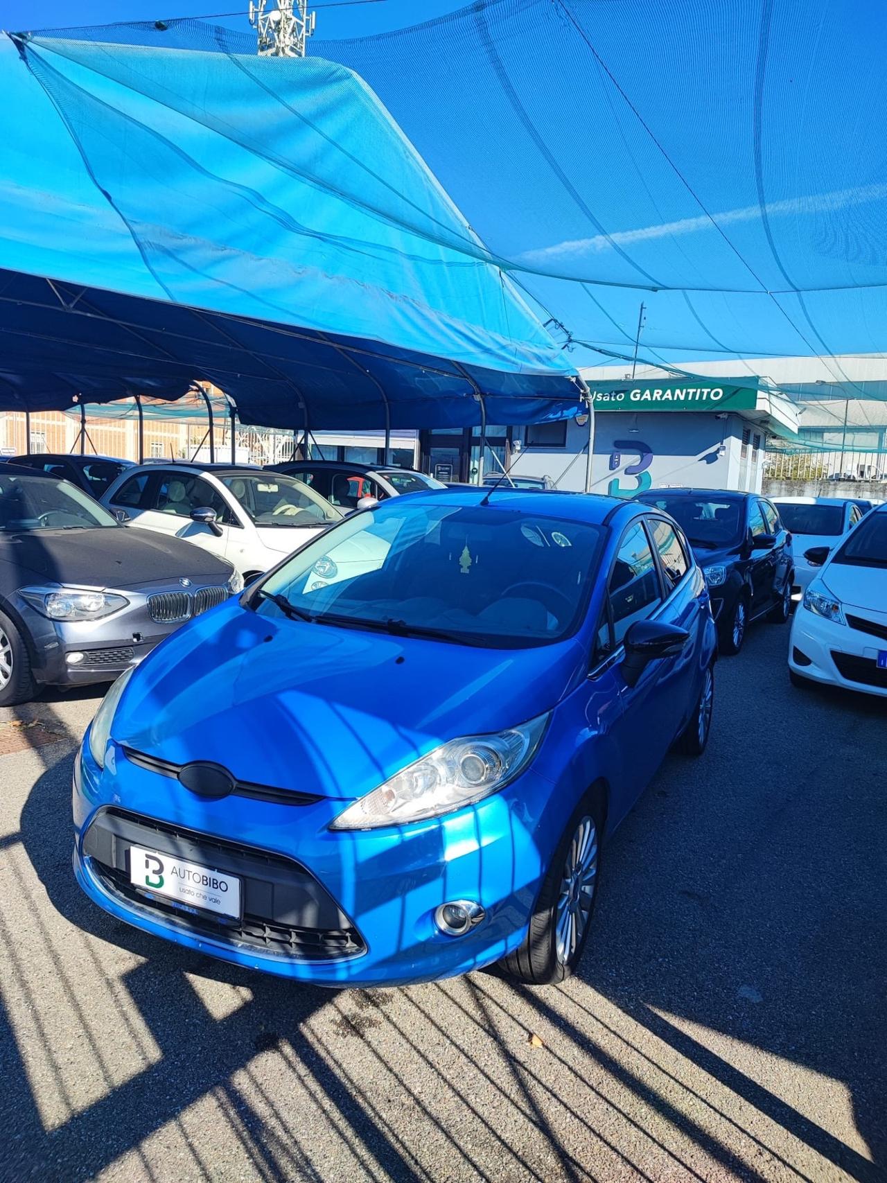 Ford Fiesta 1.4 5 porte Bz.- GPL Titanium