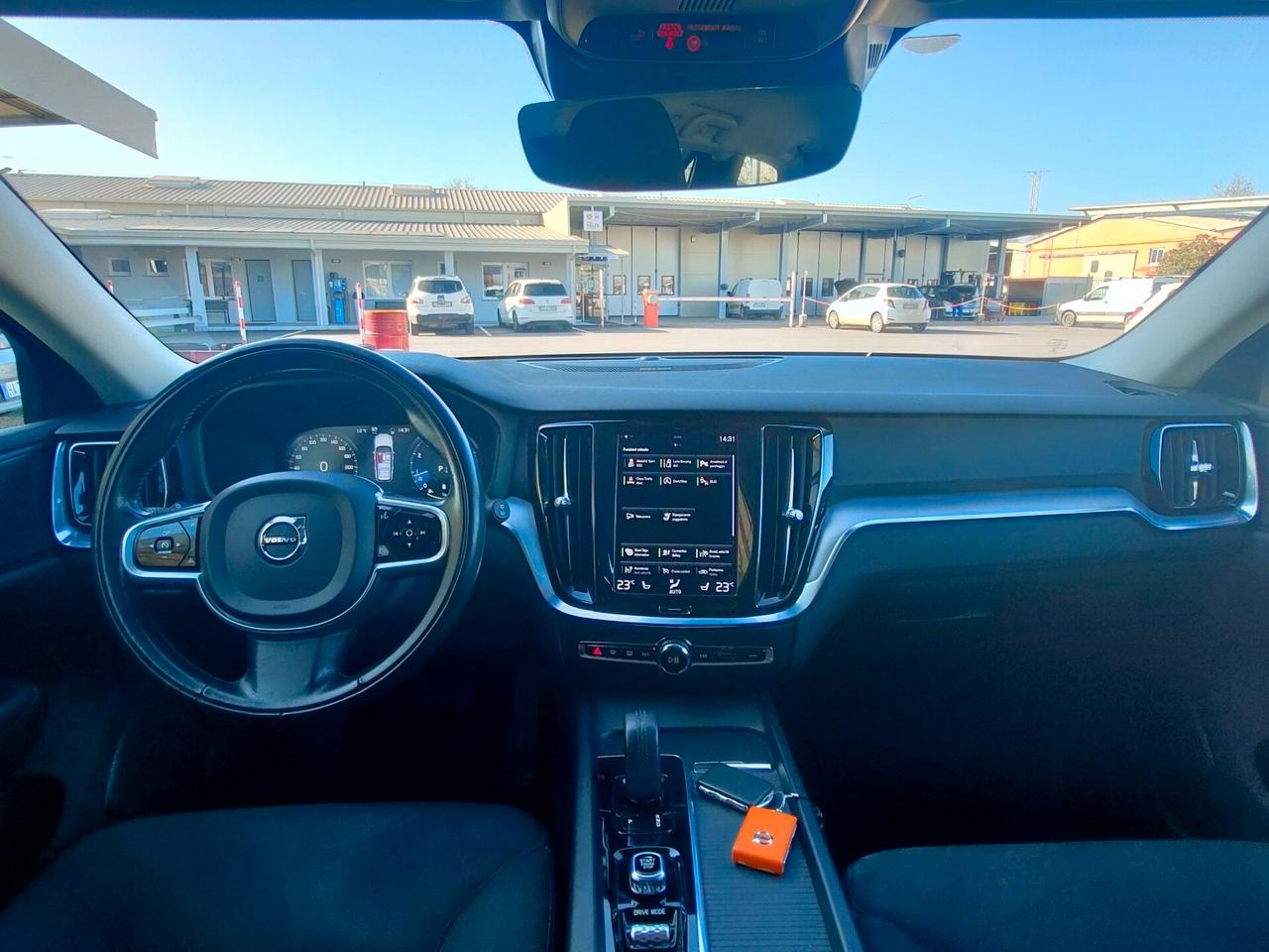 Volvo V60 B4 Geartronic Momentum Business Pro