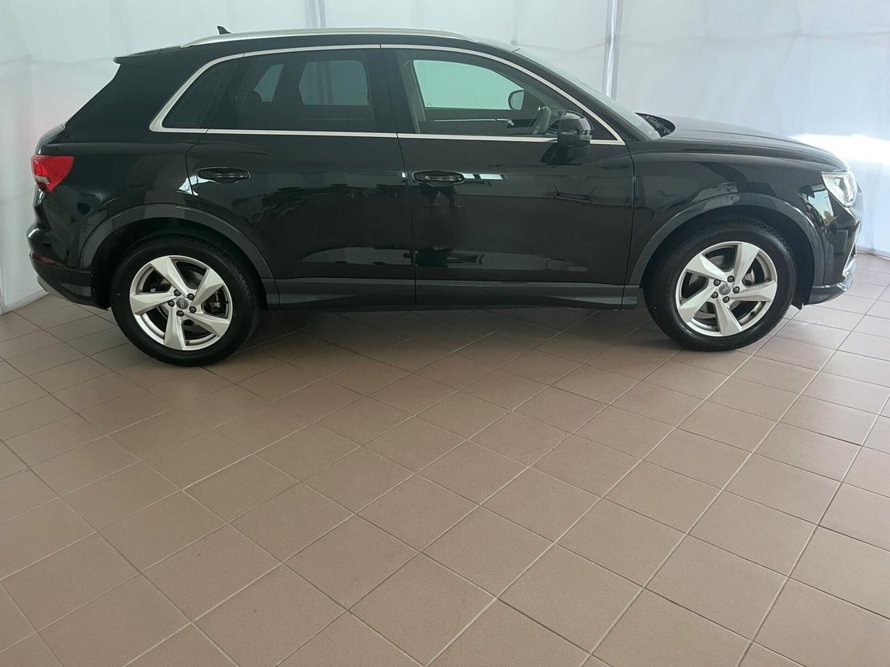 Audi Q3 35 TDI S tronic Business Advanced