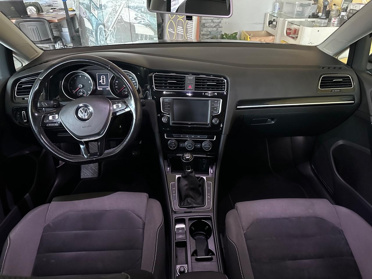 Volkswagen Golf 1.4benz. 125 CV 5p. Highline