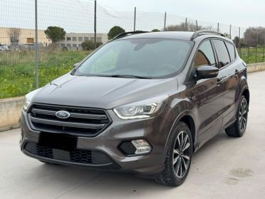 Ford Kuga 1.5 TDCI 120 CV S&S 2WD ST-Line