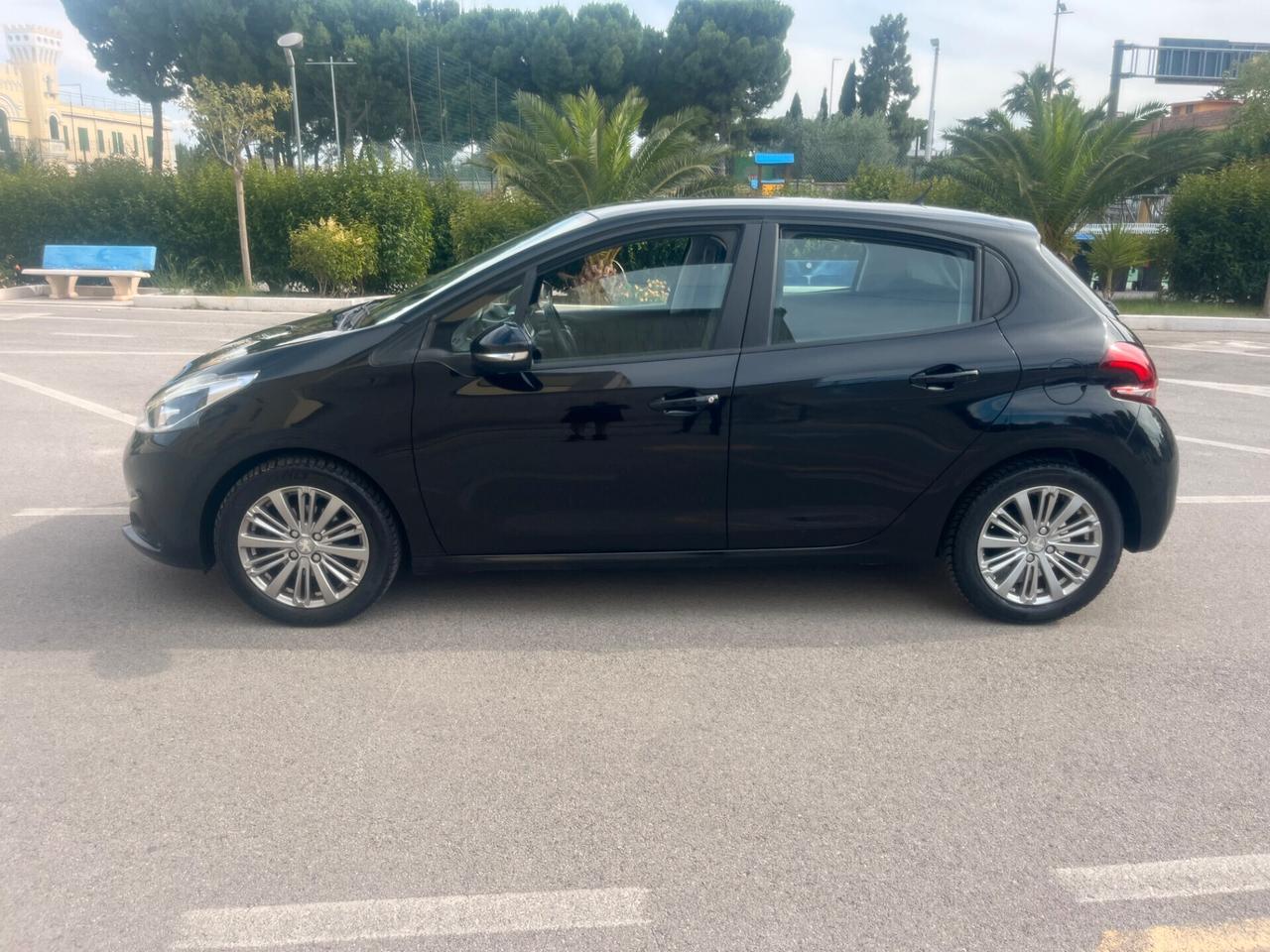 Peugeot 208 1.5 HDi 75 5 porte Perfetta Garantita