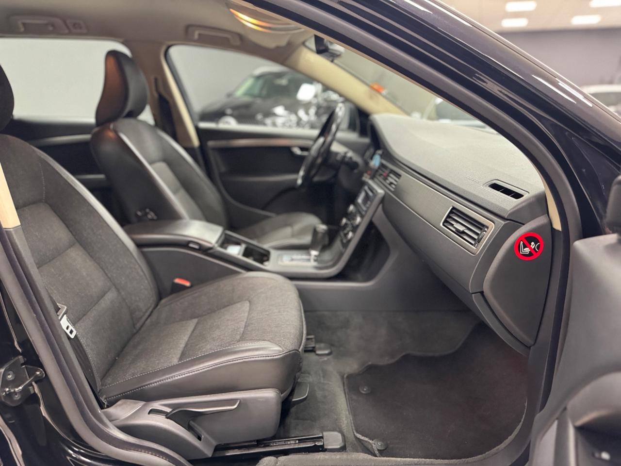 Volvo XC 70 XC70 D5 205 CV AWD Summum