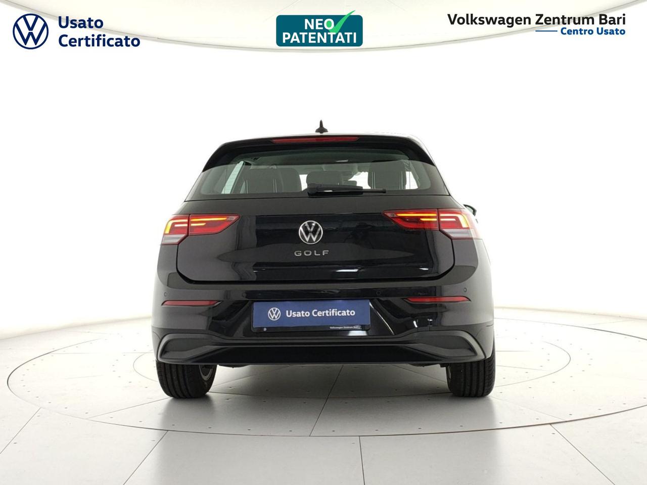 Volkswagen Golf 2.0 tdi life 115cv dsg