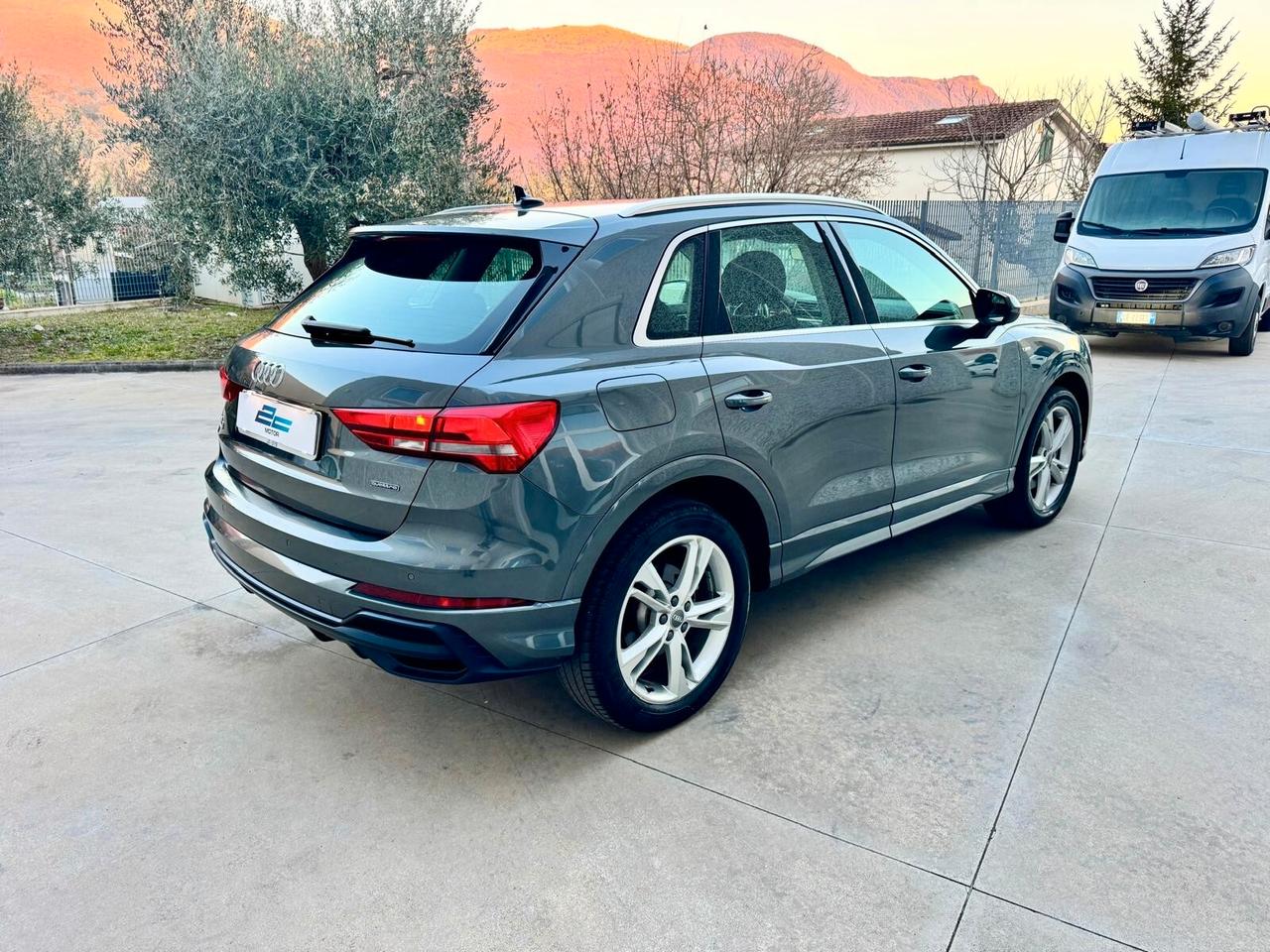 Audi Q3 40 2.0 tdi S line quattro 190cv s-tronic