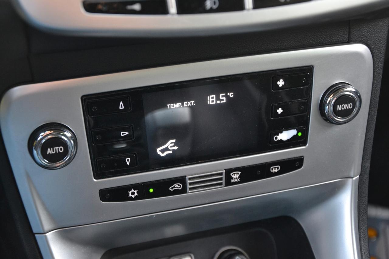 Lancia Delta 1.6 MJT DPF Oro