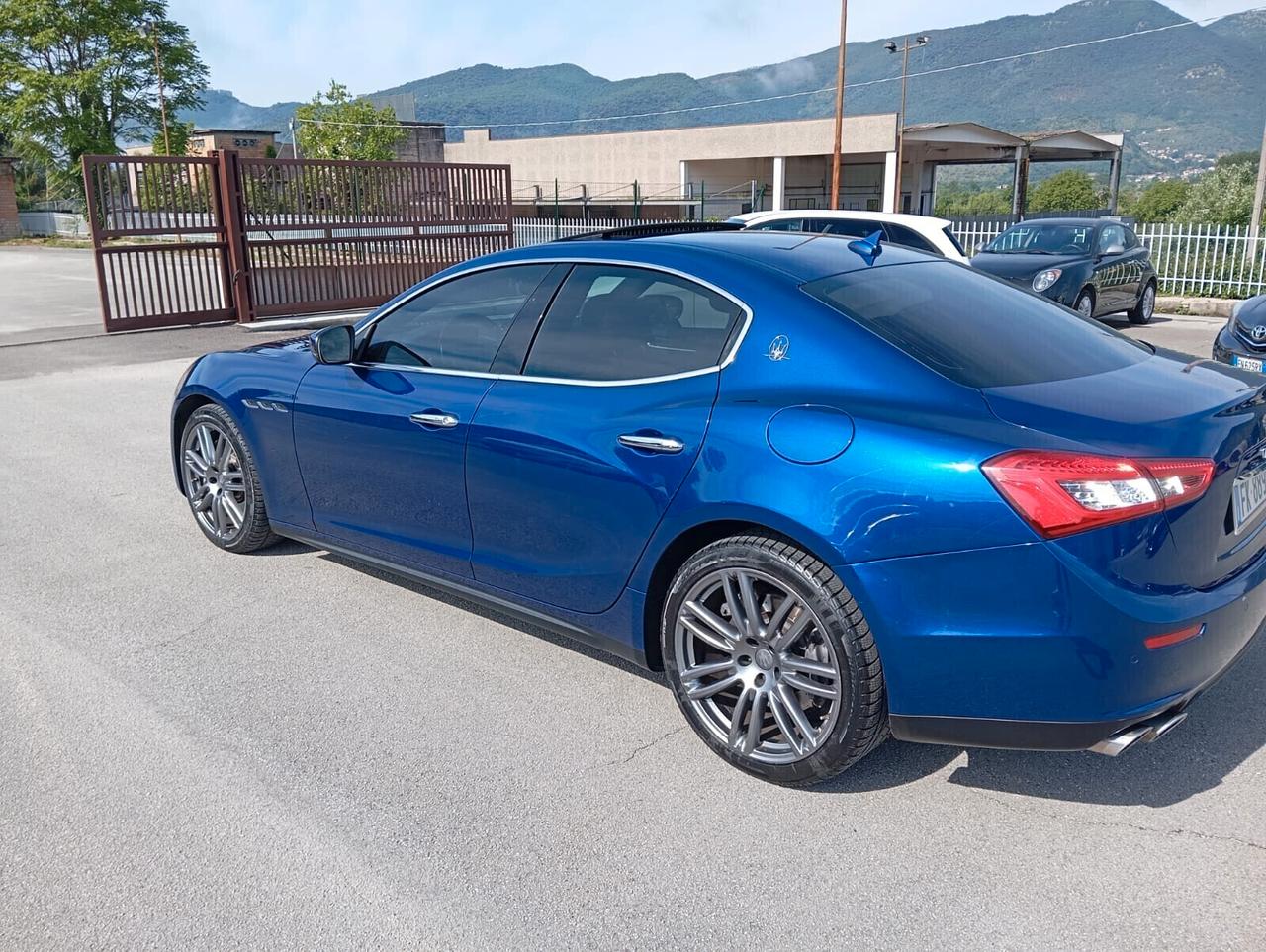 Maserati Ghibli V6 Diesel Gransport