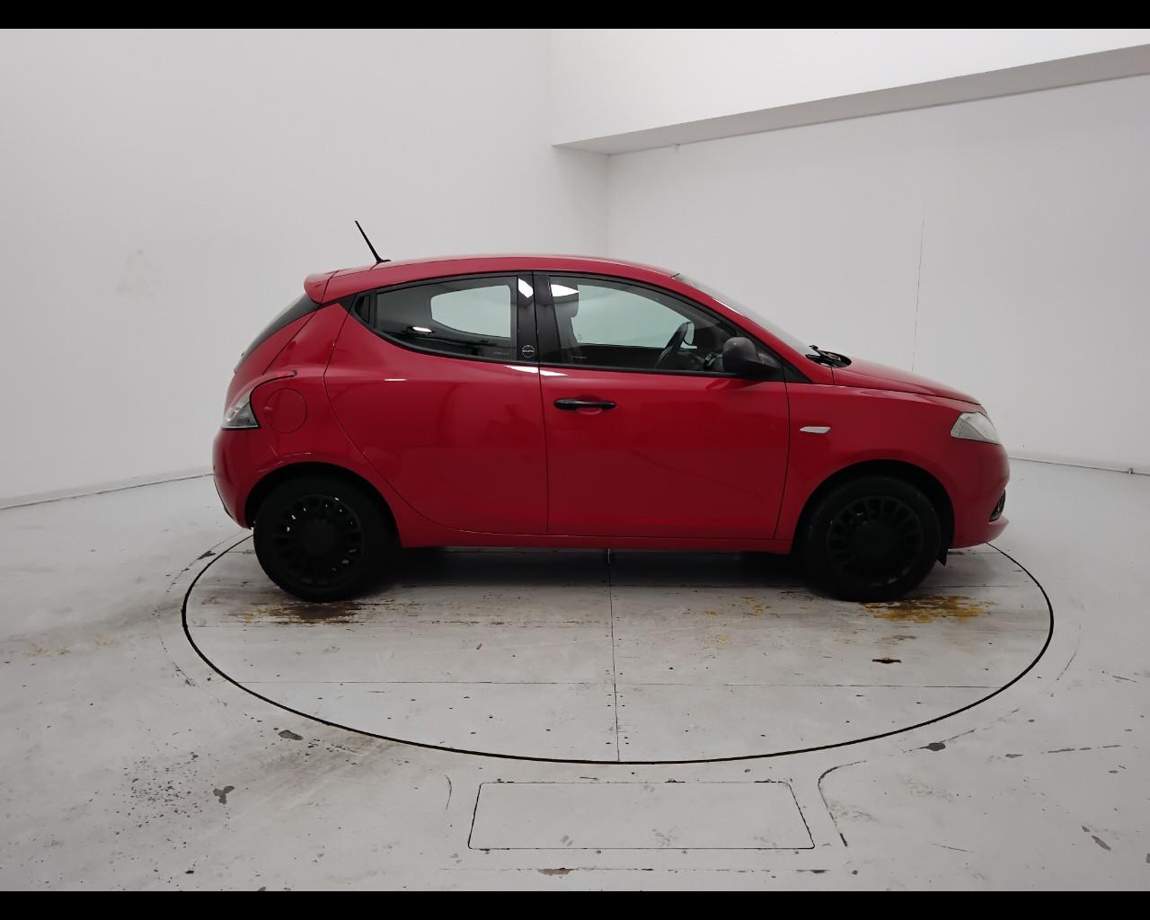 LANCIA Ypsilon III 2015 - Ypsilon 1.0 firefly hybrid Silver s&s 70cv