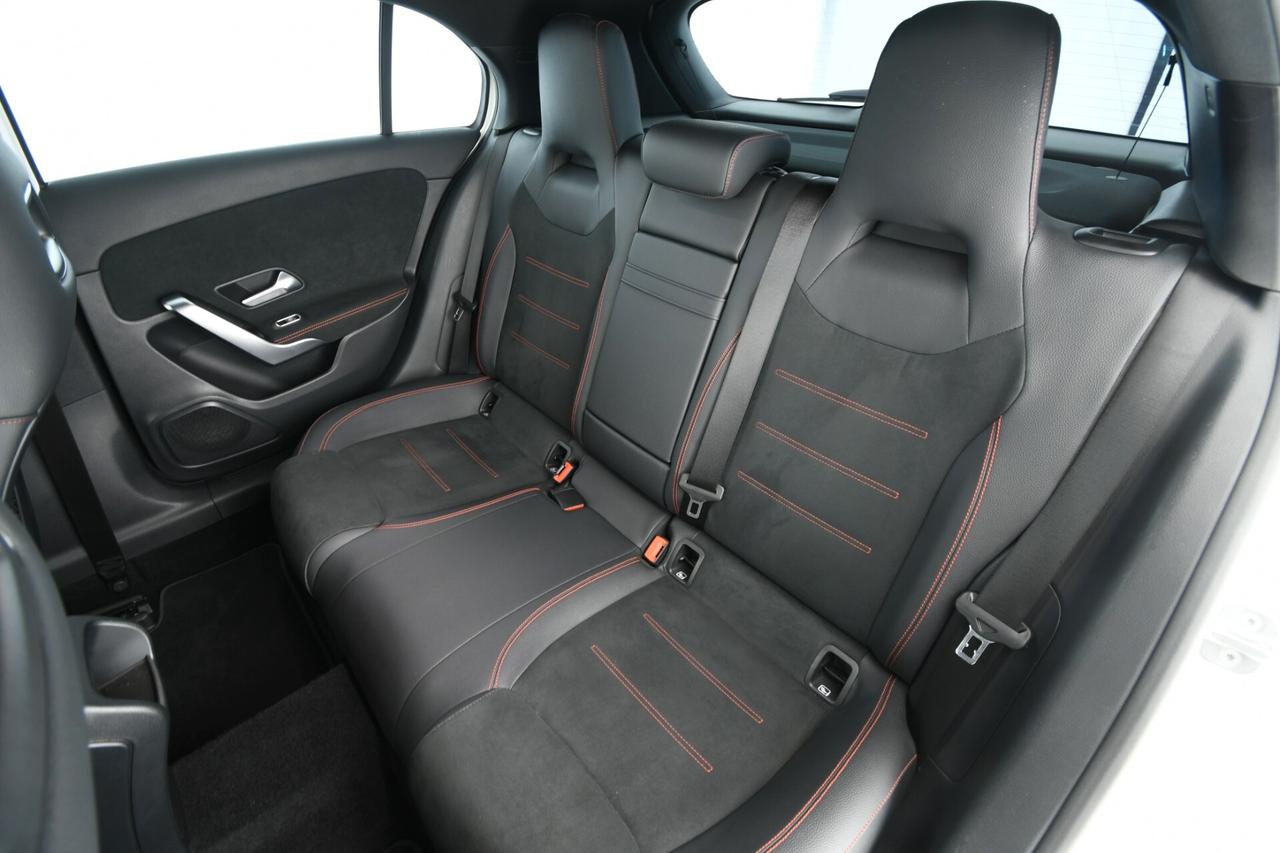 Mercedes-benz A 200 Automatic AMG Line Premium
