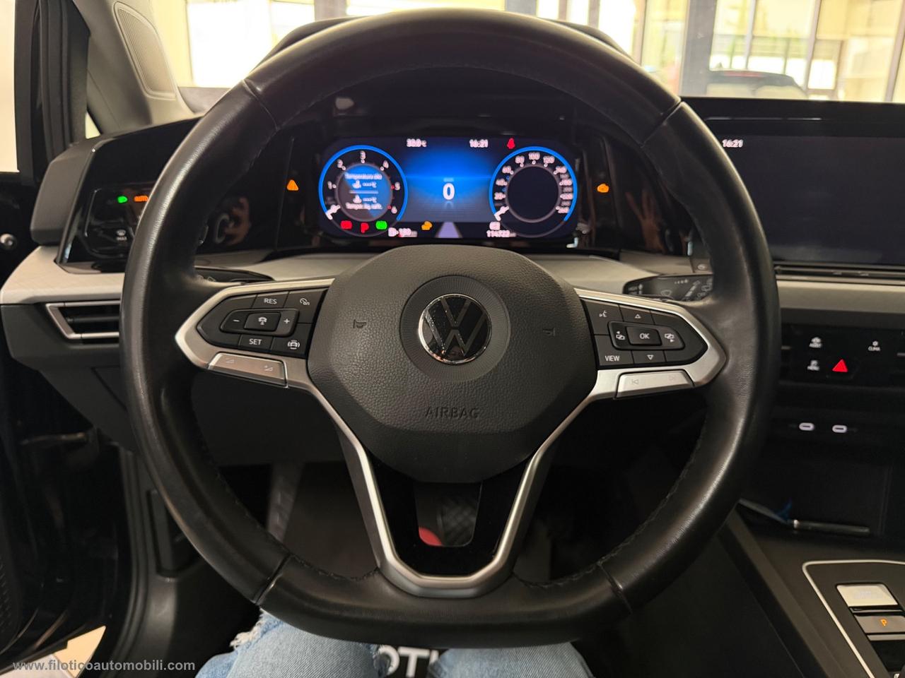 VOLKSWAGEN Golf 2.0 TDI 150CV DSG SCR Life FULL | USATO GARANTITO