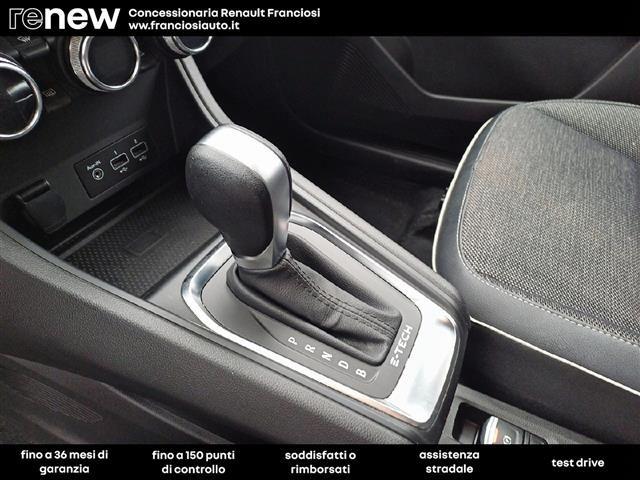 RENAULT Captur E-TECH Hybrid 145 FAST TRACK 2023